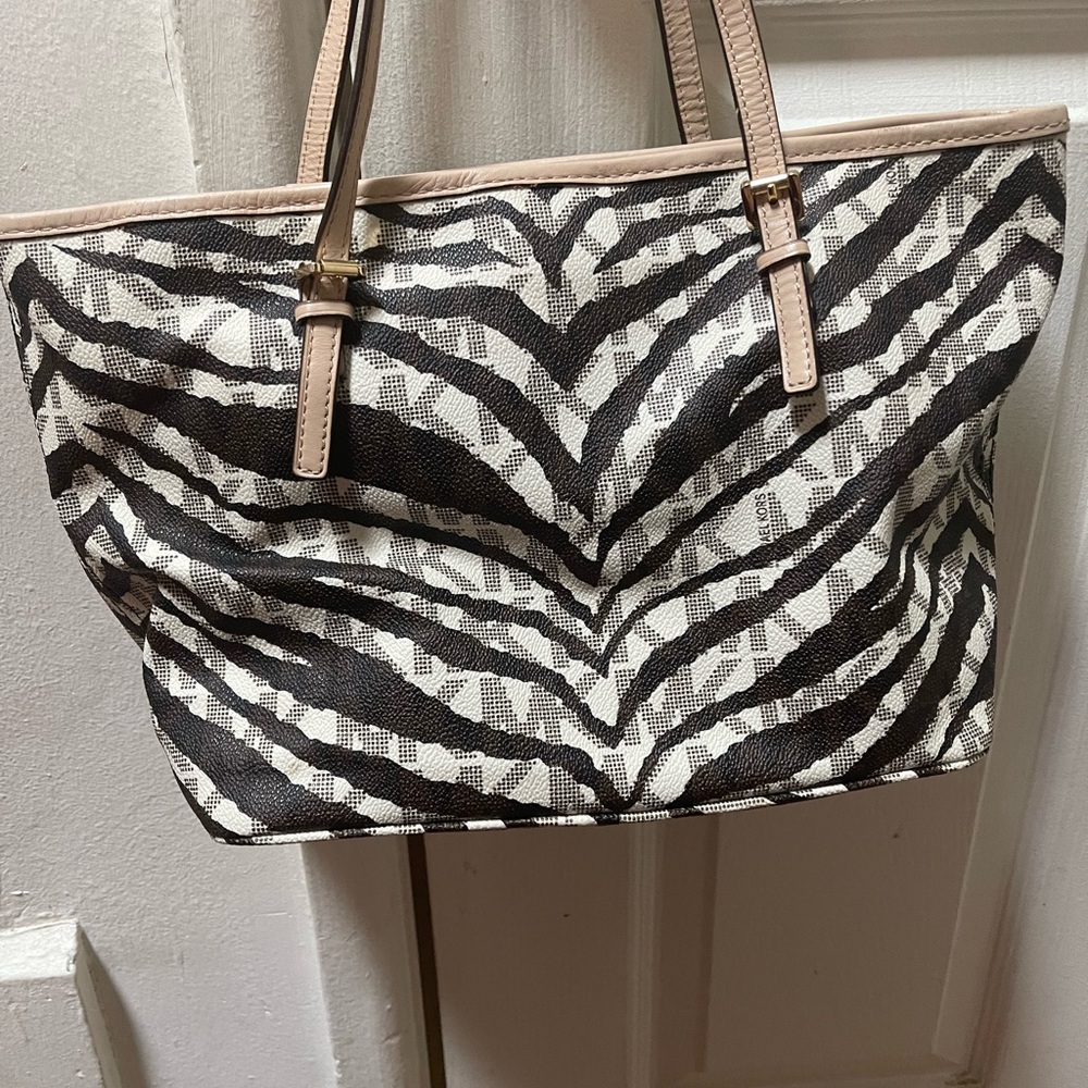 Michael Kors Zebra Stripe Tote - Black and Cream - Picture 5 of 9